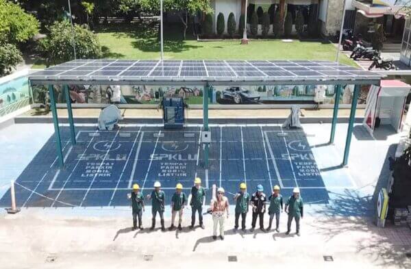 PT Utomodeck Grup Gandeng Sungrow Power Supply Garap Potensi PLTS di Indonesia