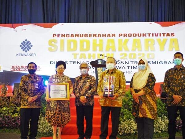 Apresiasi Dunia Usaha, Kemnaker Memberikan Penganugerahan Siddhakarya pada PT. Utomodeck Metal Works